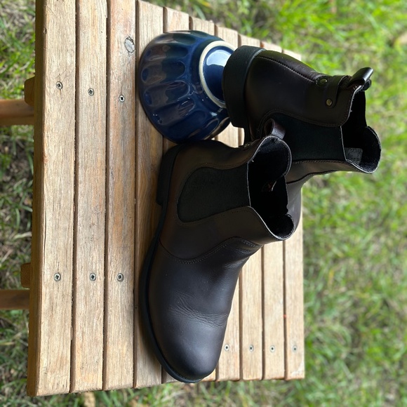 DENVER HAYES CHELSEA BOOTS (UNISEX) - Picture 6 of 6